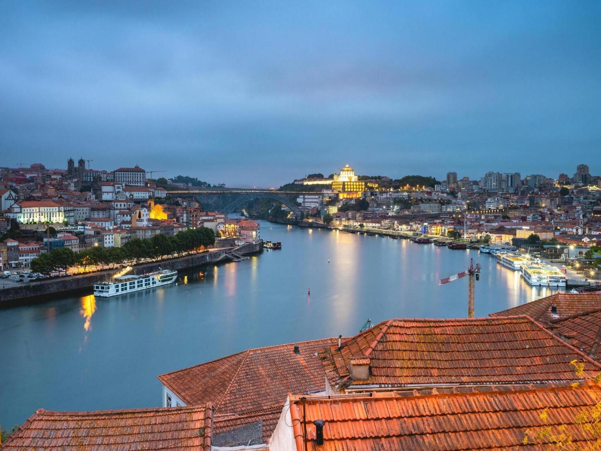 Charming City-center In * Porto